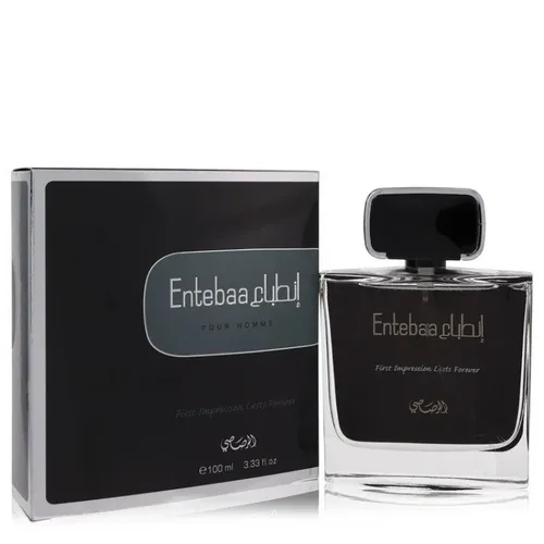 Frasco de Entebaa de Rasasi, contratipo de Silver Mountain Water